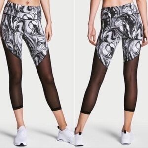 Victoria's Secret Sport Knockout Capri Mesh Leggings Marble Print Size Large‎